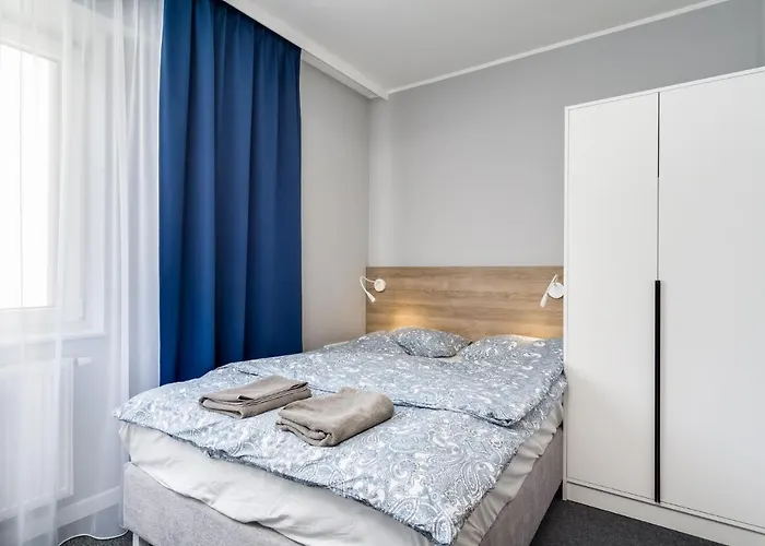 Hugo فندق مبيت وإفطار 3*