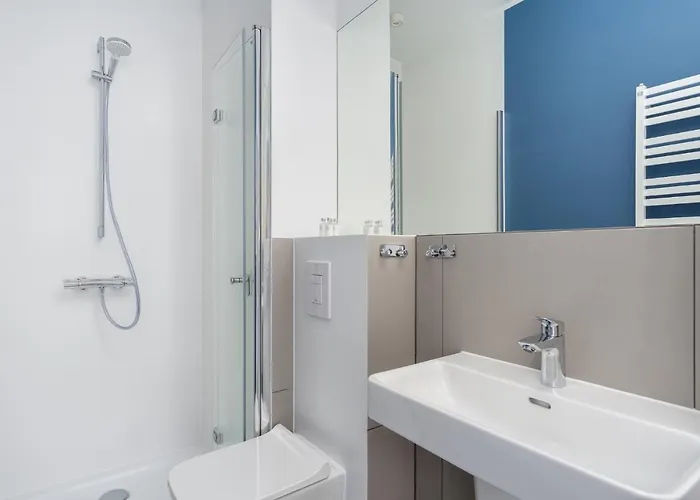 Couette-café Hugo 3*