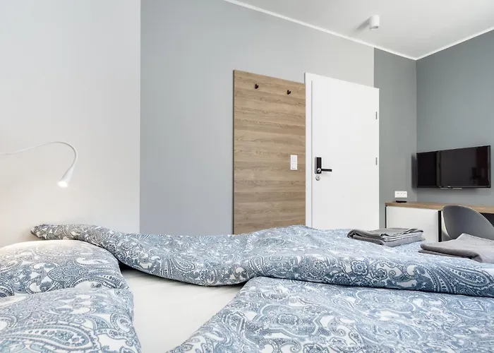 Hugo Nocleg ze śniadaniem