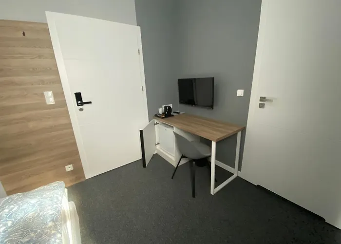 Hugo فندق مبيت وإفطار